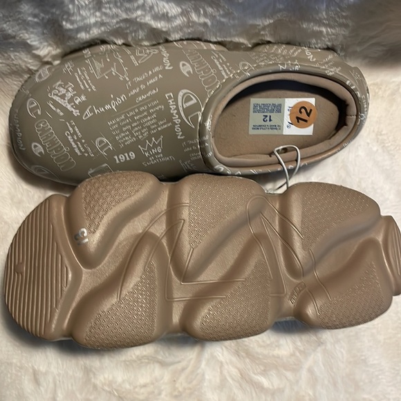 Men's Champion Clogs - Picture 3 of 4